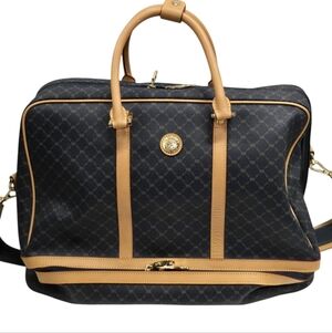 Rioni Duffle Dome Traveler